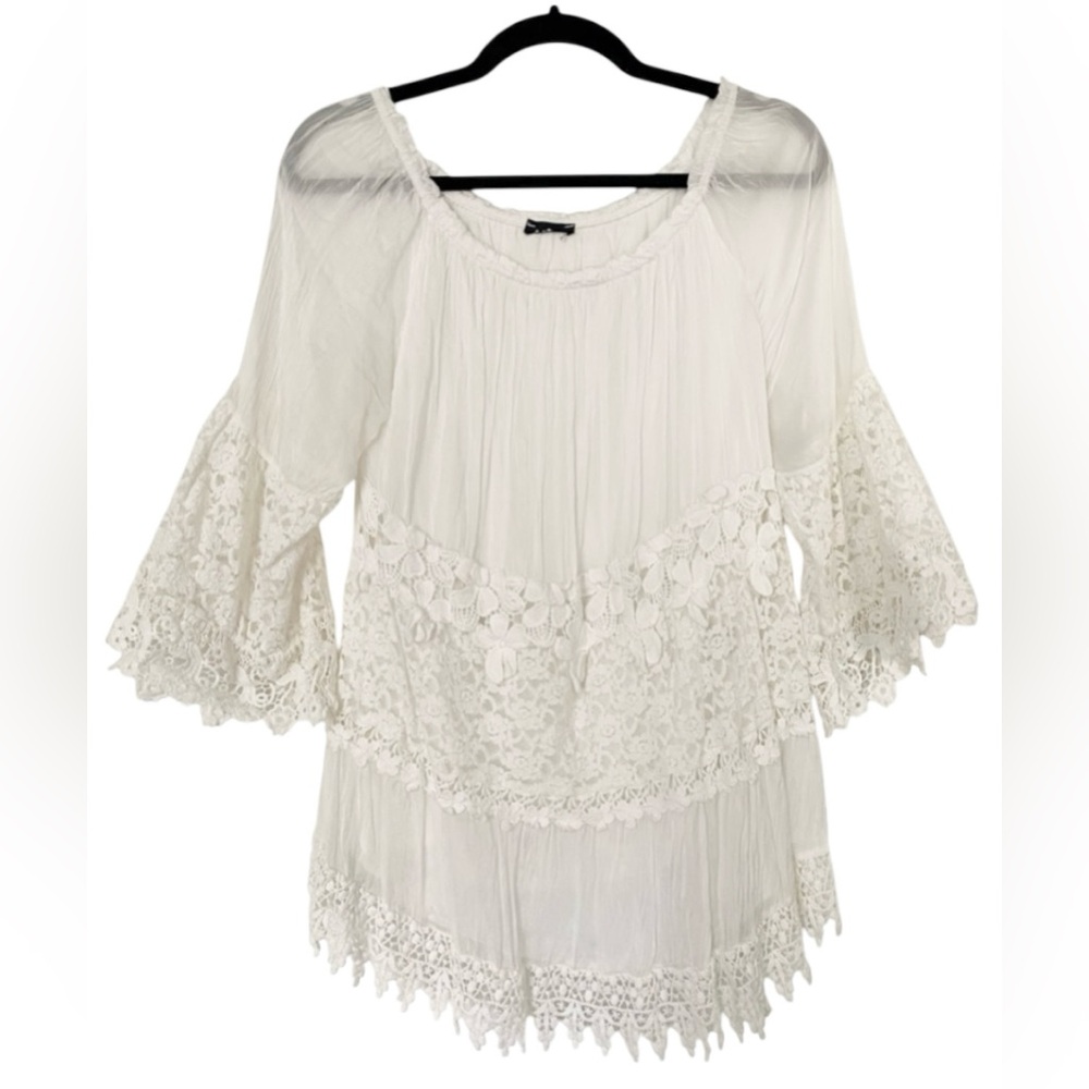 White Lace 3/4 Sleeve Flowy Top